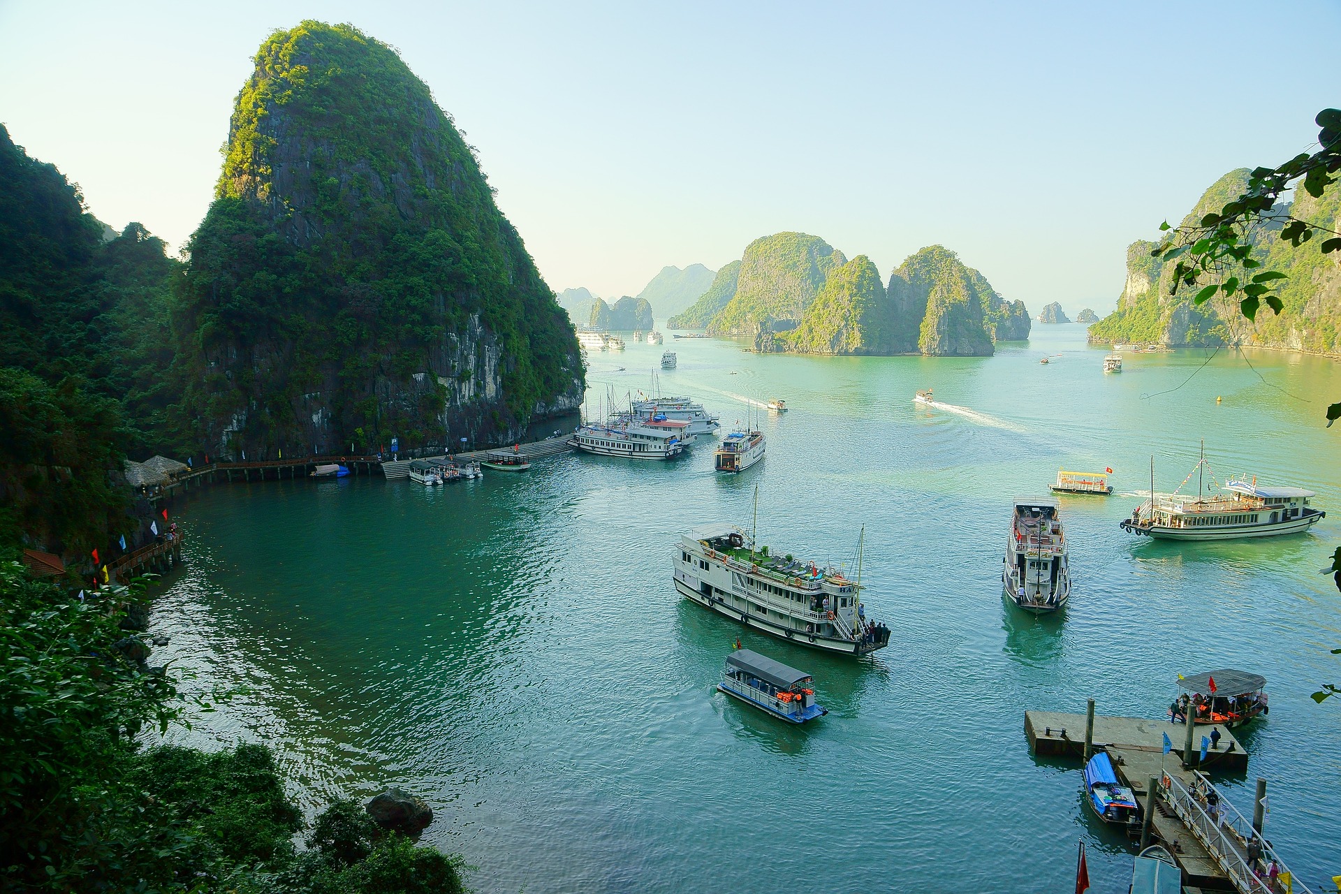  04 NIGHTS 05 DAYS HANOI – HALONG BAY– NINH BINH